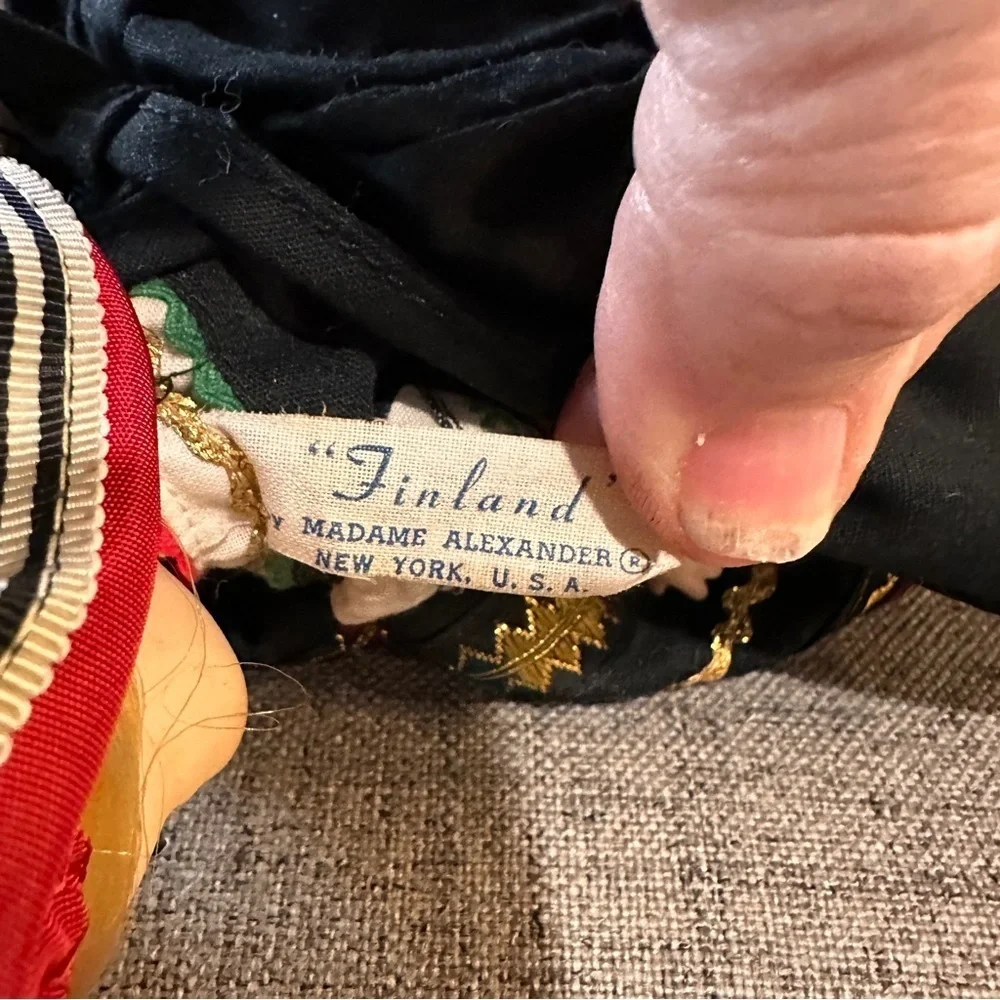 Madame Alexander Vintage Doll Finland 761 with box
